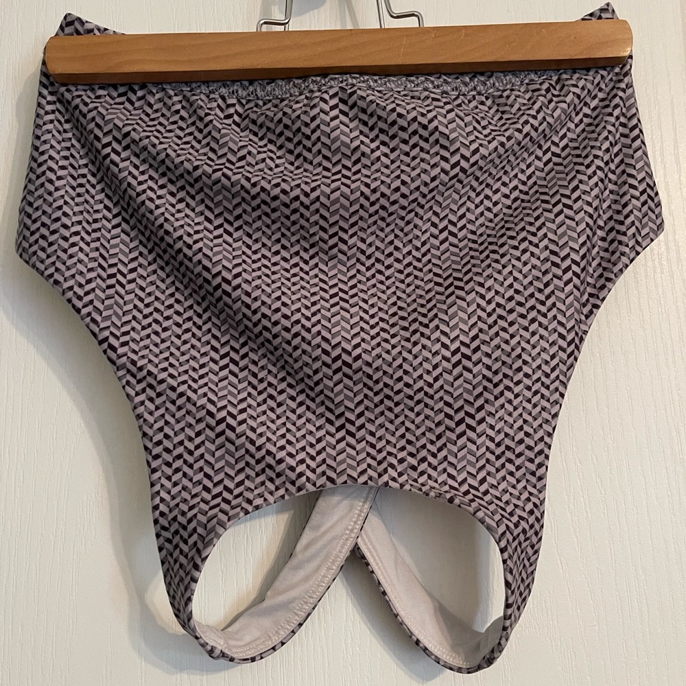 Inner Fire Sports Bras Small